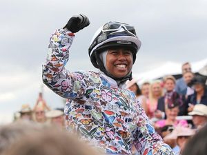 Supporting image for story: Teenager wins as she becomes first jockey to race in a hijab in Britain