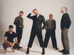 Supporting image for story: Kaiser Chiefs to be joined by Aussie pop-rock duo Royel Otis at Llangollen in the summer