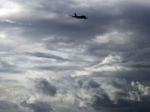 Supporting image for story: Airport security check time could be cut following Queen’s research