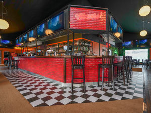 The Met Sports Bar in Walsall combines great food and drink with a lovely view
