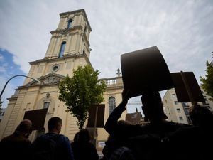 Supporting image for story: Protests as German president inaugurates rebuilt tower of church with Nazi links