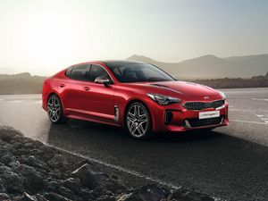 Supporting image for story: Updated Kia Stinger brings refreshed design and tech upgrades
