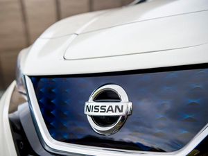Supporting image for story: Nissan electric car advert censured by watchdog over misleading claims