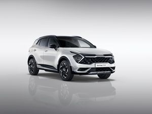 Supporting image for story: Full details of Kia Sportage Plug-in Hybrid revealed