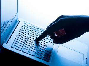 Supporting image for story: Romance scams surge despite 65% thinking they would never fall victim, says bank