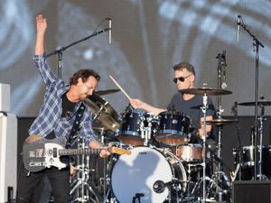 Supporting image for story: Pearl Jam cancel Tottenham Hotspur Stadium gig after ‘illness in the band’