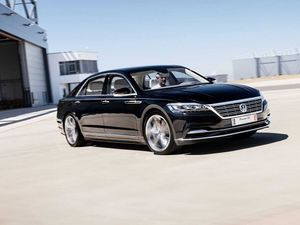 Supporting image for story: This is what Volkswagen’s Phaeton successor would have looked like