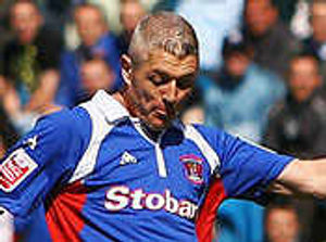 Walsall blogger Mark Jones tells the tale of exactly why the hardcore Saddlers couldn't help but snigger at Graham Kavanagh in his return to the Banks's Stadium.