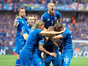 Supporting image for story: Sky Sports' Johnny Phillips: Team spirit a vital factor for any side