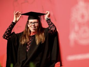 Supporting image for story: Woman battling anorexia thanks her running coach after she came 'close to death'