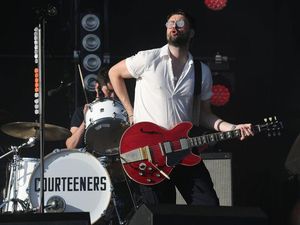 Supporting image for story: Courteeners on course to rob Eminem of number one album