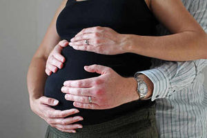 Supporting image for story: Elizabeth Joyce: Giving birth? Then Nick Knowles best