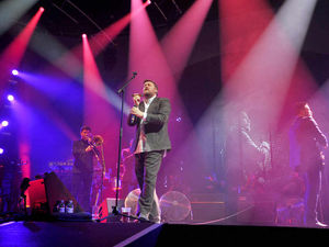 Supporting image for story: Review - Elbow, Birmingham NIA