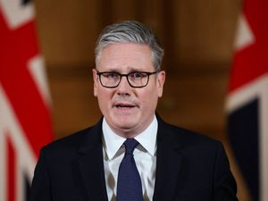 Supporting image for story: Pressure mounts on Starmer over small boat migrants and asylum hotels