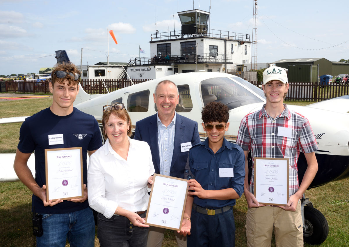 Foundation supports five young people to fly