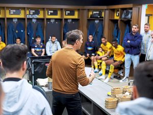 Supporting image for story: Dave Edwards: Julen Lopetegui has done brilliantly for Wolves – don’t let him slip away