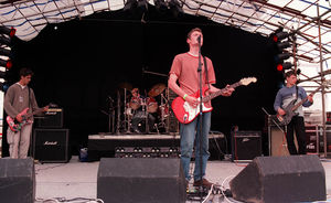 Brodie entertain the 2,000 people who attended.