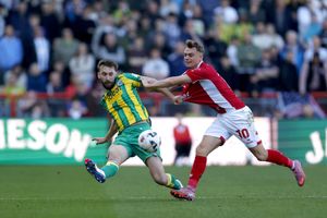 EDITORIAL USE ONLY. No use with unauthorized audio, video, data, fixture lists, club/league logos or 'live' services. Online in-match use limited to 120 images, no video emulation. No use in betting, games or single club/league/player publications