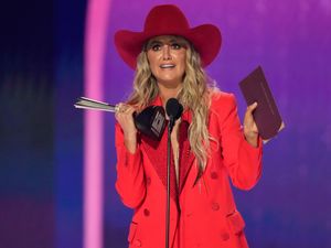 Supporting image for story: Lainey Wilson takes top honour at 2024 Academy of Country Music Awards