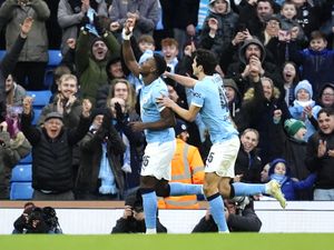 Supporting image for story: Man City squeeze past stubborn Salford to reach FA Cup fifth round
