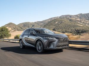 Supporting image for story: First Drive: The new Lexus RX gets a modern makeover for its fifth generation