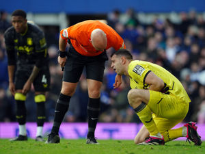 Supporting image for story: Unai Emery: Late Aston Villa call on Emi Martinez