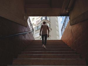 Supporting image for story: Why ‘exercise snacks’ may be good for your health