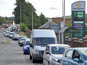 Supporting image for story: Long queues for petrol stations across Shropshire as motorists rush to fill up
