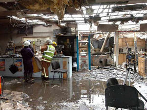 Supporting image for story: Magnet warehouse hit by blaze