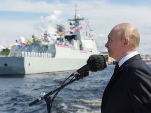 Supporting image for story: Putin in weapons deployment warning after US-Germany missiles plan unveiled