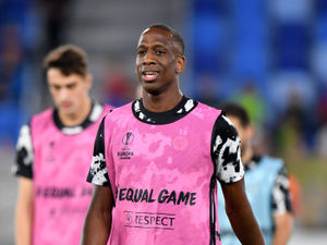 Supporting image for story: Injured Wolves defender Willy Boly to have scan and see specialist