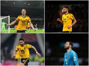 Supporting image for story: Nuno's delight at first Diogo Jota call-up
