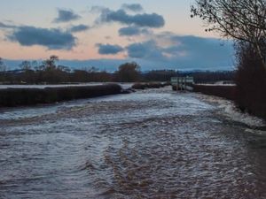 Supporting image for story: Red flood warning for village and farmland on Shropshire border 