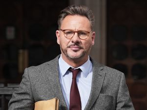 Supporting image for story: Former private eye Mulcaire loses appeal bid against phone hacking convictions