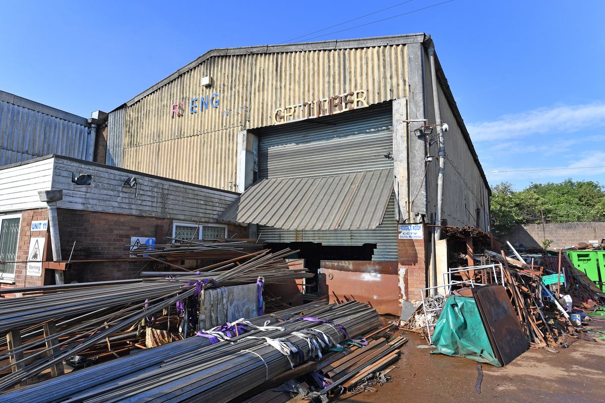 Watch: Fire crews remain on scene of Wolverhampton industrial site blaze