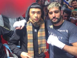 Amir Khan with Ali Tazeem in 2020