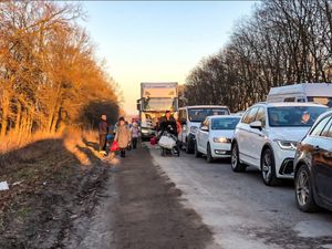 Supporting image for story: Charity worker speaks of Ukraine aid difficulties