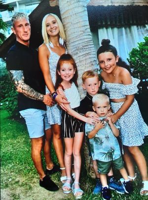Shane Evans and partner Lisa Stovin, with Chelsea, Izabelle, Kian and Corey