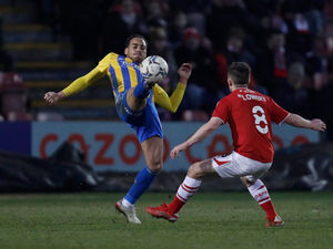 Supporting image for story: Shrewsbury's Elliott Bennett says players must take heart from recent form