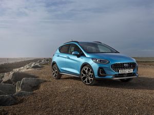 Supporting image for story: UK car sales grow for third month in a row