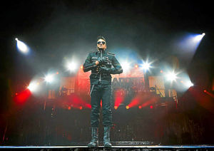 Peter Andre – 'a lovely bloke,' says Alex