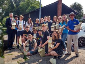 Supporting image for story: Enthusiastic youngsters raise money and clean around Newport canal