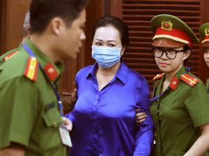 Supporting image for story: Vietnamese property tycoon sentenced to life for fraud worth billions