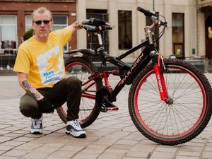 Supporting image for story: Cyclists raise £350 for charity