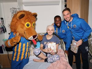 Supporting image for story: In pictures: Shrewsbury Town players bring festive cheer to youngsters at Telford hospital