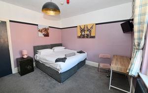 A double room at Mad O'Rourkes Pie Factory
