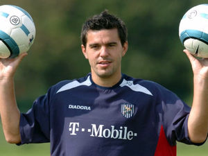 Supporting image for story: West Brom Great Escape loan flop who went into management axed by Saudi club after just two weeks