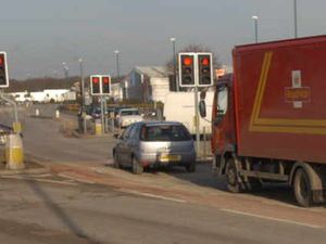 Supporting image for story: Harlescott crossroads works 'are ruining Shrewsbury business'