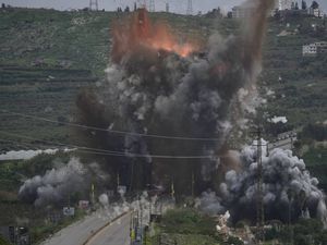 Supporting image for story: Iran threatens to mine entire Persian Gulf if land invasion takes place