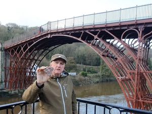 Supporting image for story: Ironbridge cooling towers: eBay auction hits £3,100 for 100g piece of concrete from demolition

 